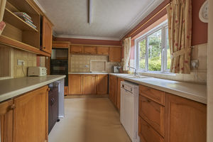 Kitchen- click for photo gallery